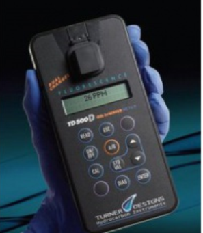 美國(guó)TURNER DESIGNS  TD-500D紫外熒光水中油測(cè)定儀